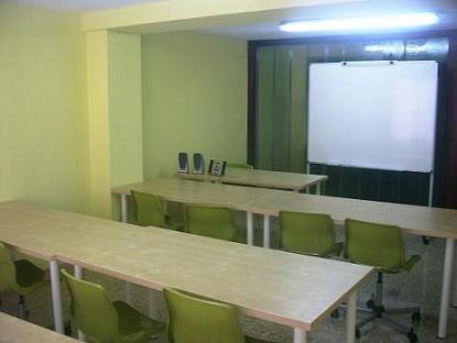 20070409180057-aula-principal.jpg